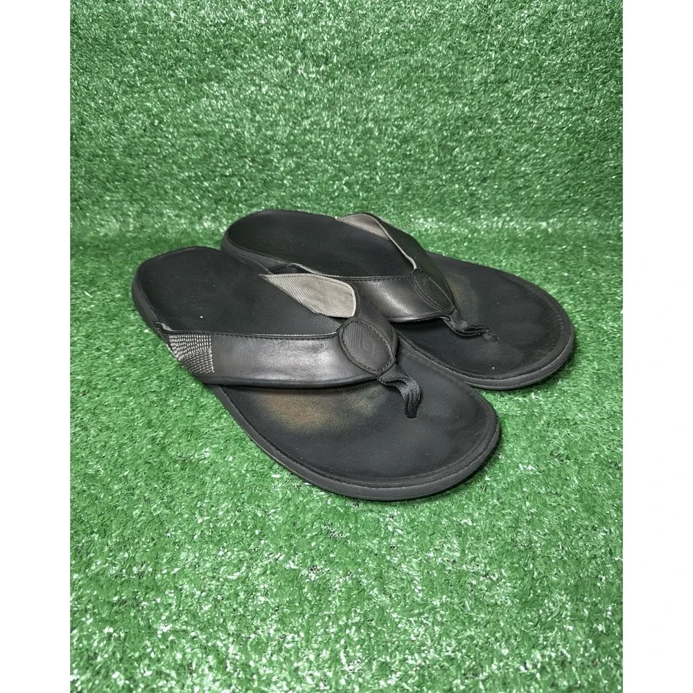 OluKai Tuahine Mens Size 13 Leather Black Beach Flip Flops Sandals Thong Slip On - Picture 2 of 8